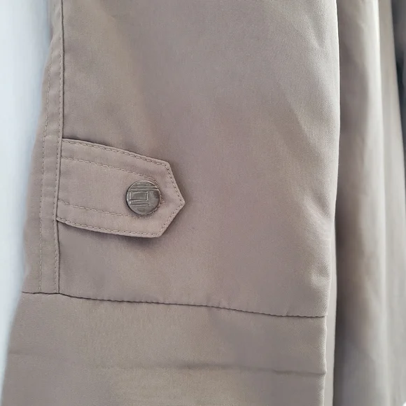 ✴✴ Gallery Women's Snap/Zip Front, Hooded Rain Coat - Picture 4 of 7